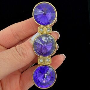 Vintage Purple Crystal Rivoli Rhinestone Brooch Gold Tone Mod Pin